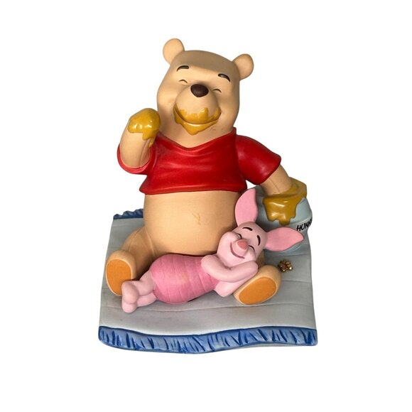 Winnie the Pooh and Piglet Figurine - Being With You is my Favourite Way to be - Picture 1 of 10